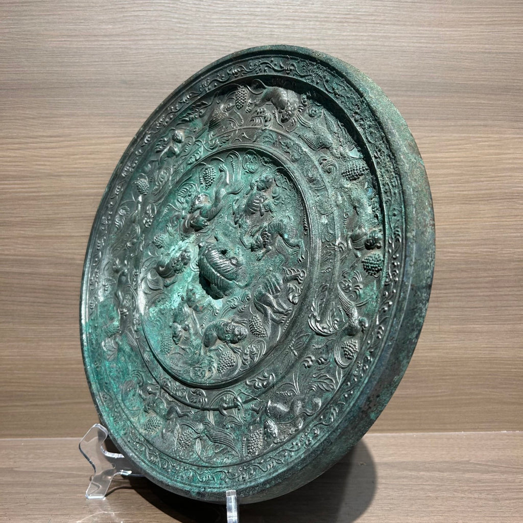 Ancient Chinese Style Bronze Sea Beast Grape Mirror Replica, Tang Dynasty Style Antique Bronze Ware Desktop Ornament