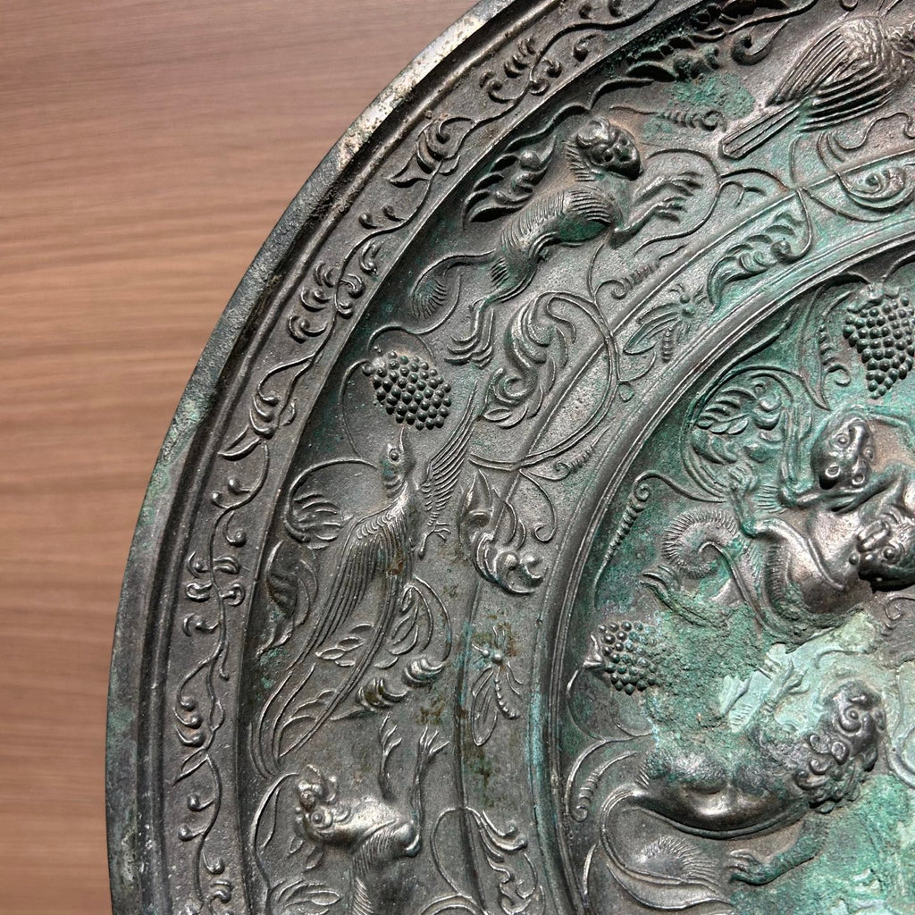 Ancient Chinese Style Bronze Sea Beast Grape Mirror Replica, Tang Dynasty Style Antique Bronze Ware Desktop Ornament