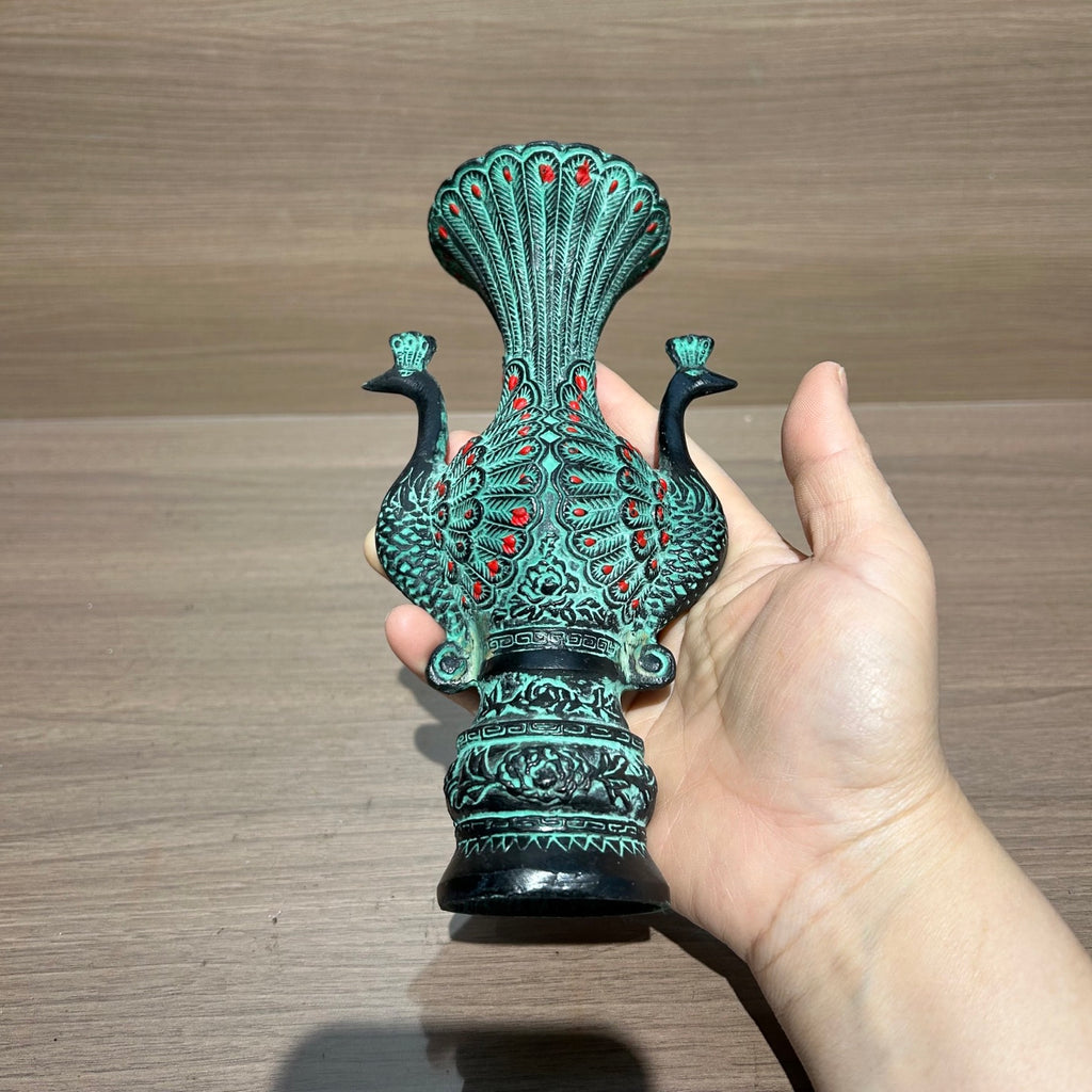 Traditional Chinese Antique Bronze Peacock Pattern Vase, Retro Bronze Ritual Vase Home Desktop Decor Collection Ornament
