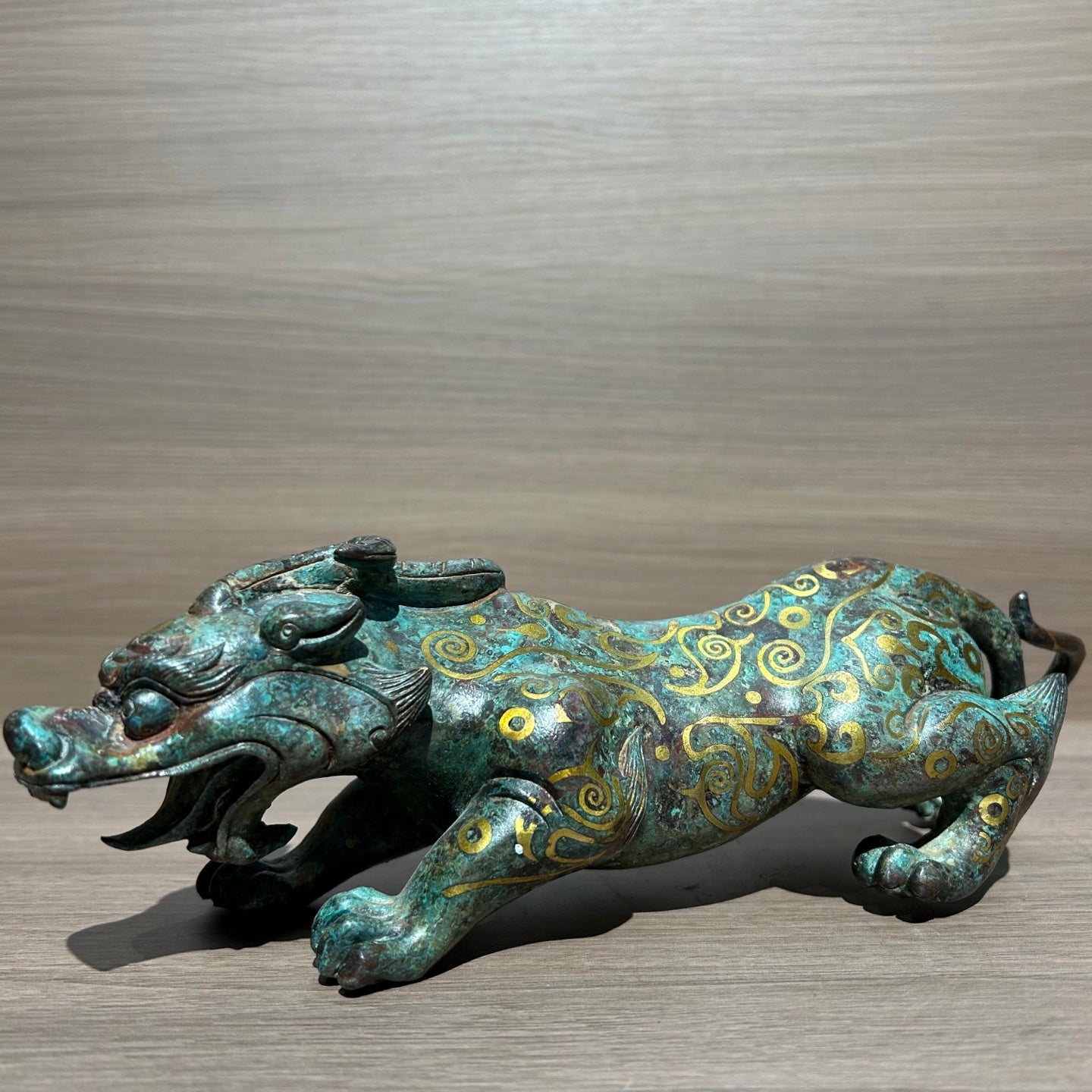 Ancient Chinese Style Gold Inlaid Bronze Mythical Beast Replica, Vintage Oriental Guardian Sculpture