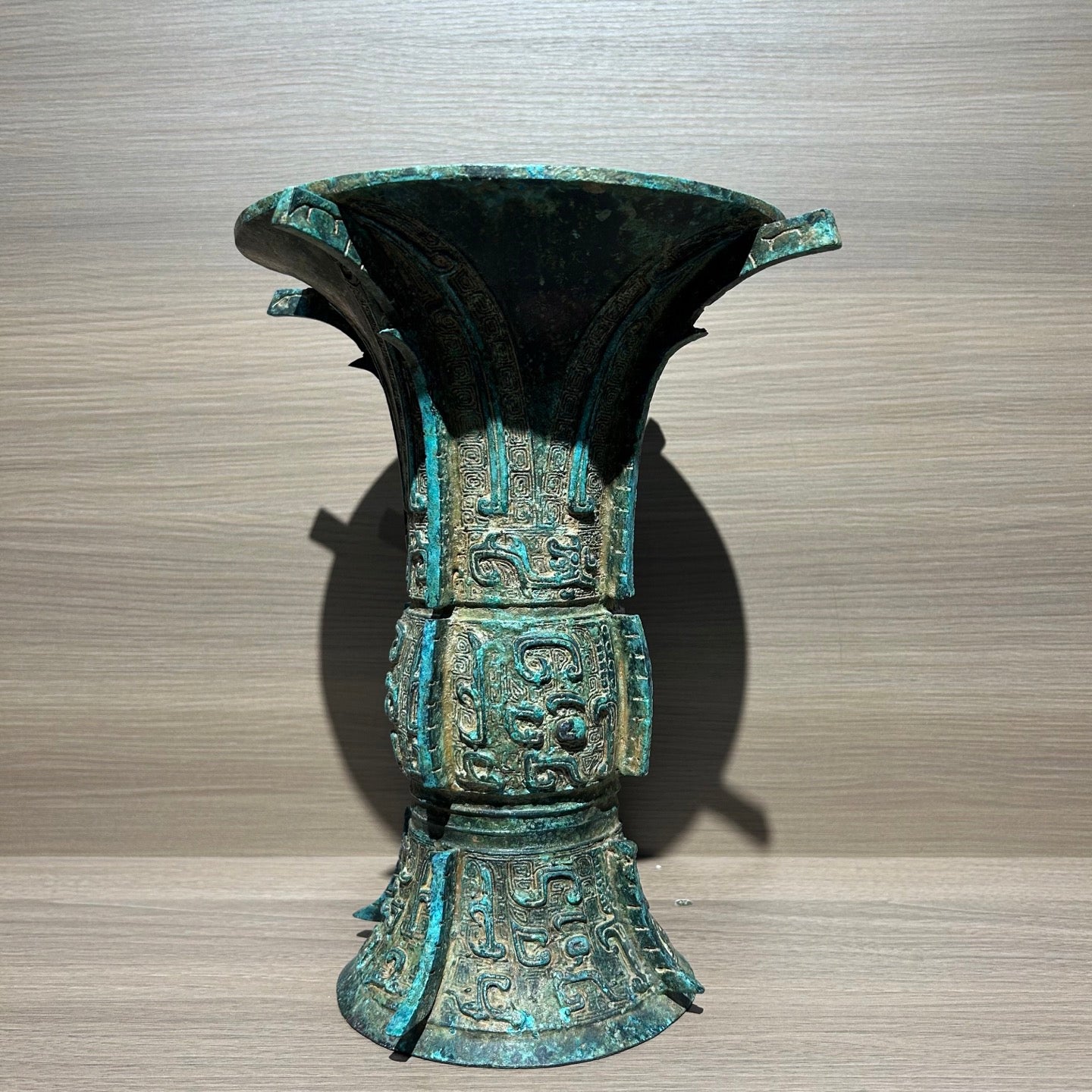 Ancient Chinese Style Bronze Taotie Face Zun Replica, Shang Dynasty Ritual Vessel Decor