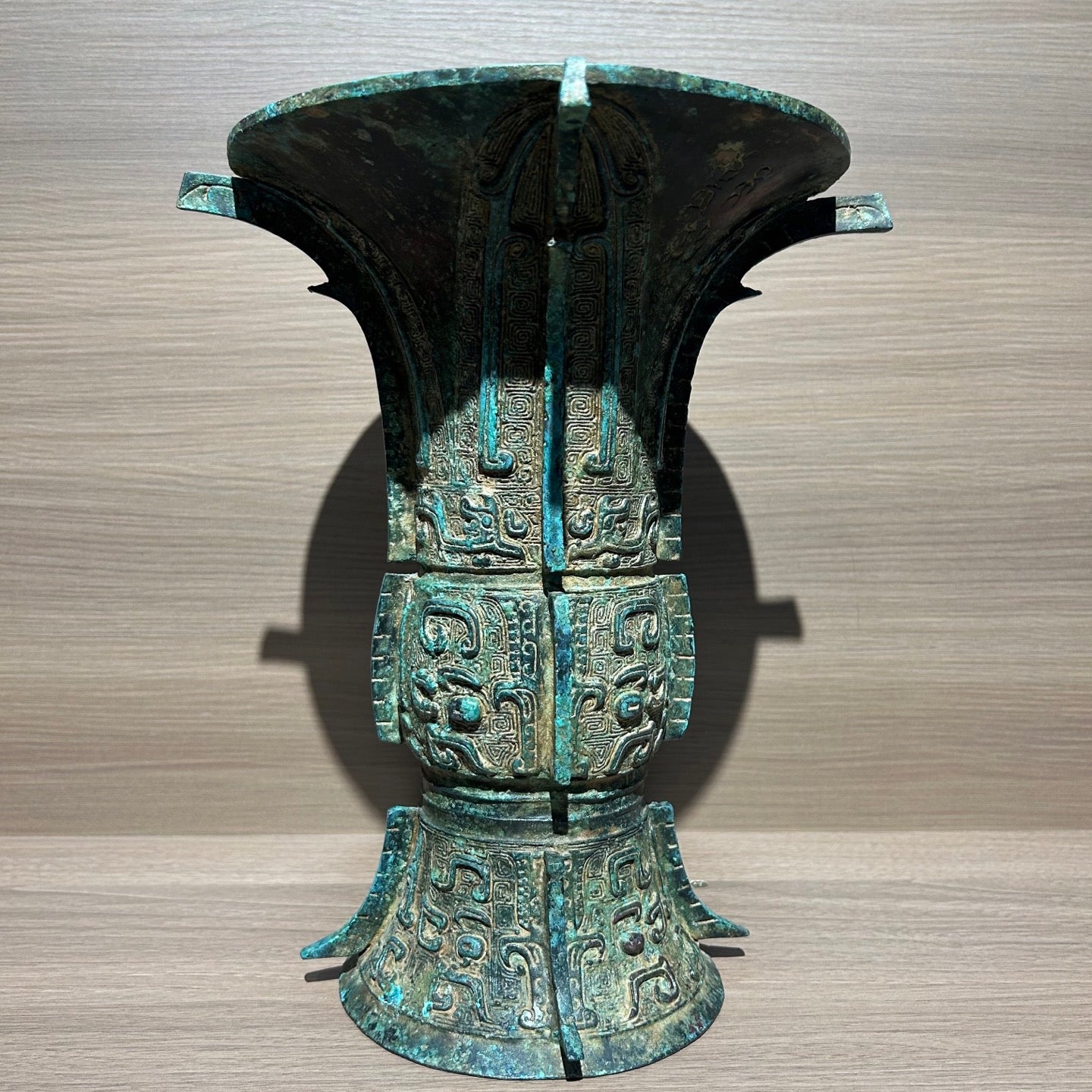 Ancient Chinese Style Bronze Taotie Face Zun Replica, Shang Dynasty Ritual Vessel Decor