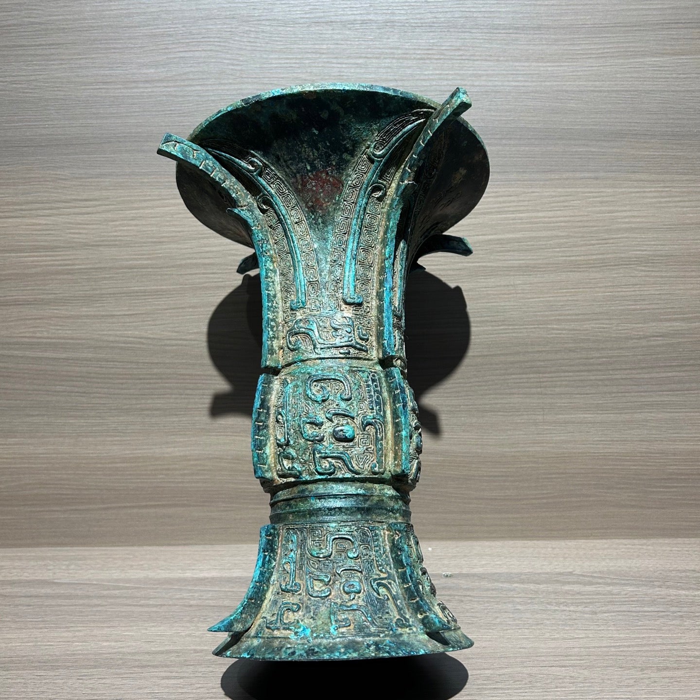 Ancient Chinese Style Bronze Taotie Face Zun Replica, Shang Dynasty Ritual Vessel Decor