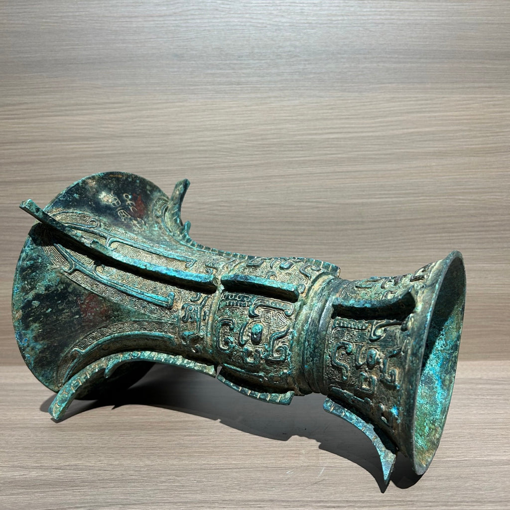 Ancient Chinese Style Bronze Taotie Face Zun Replica, Shang Dynasty Ritual Vessel Decor