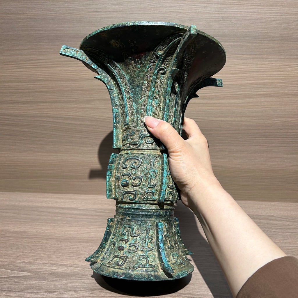 Ancient Chinese Style Bronze Taotie Face Zun Replica, Shang Dynasty Ritual Vessel Decor