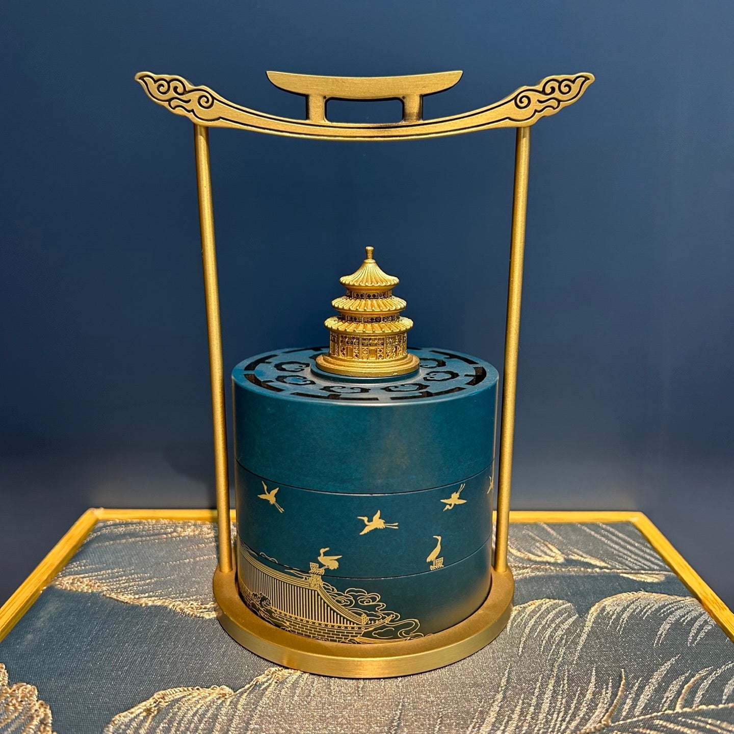 Elegant Chinese Temple Style Incense Burner, Portable Handle Design