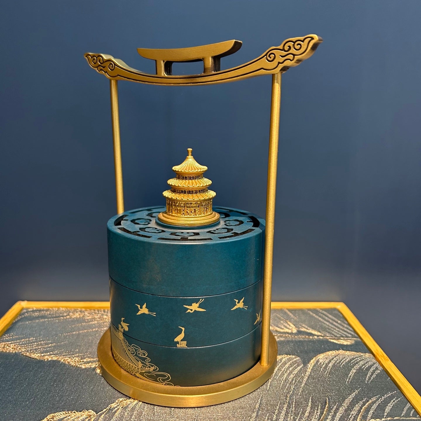 Elegant Chinese Temple Style Incense Burner, Portable Handle Design