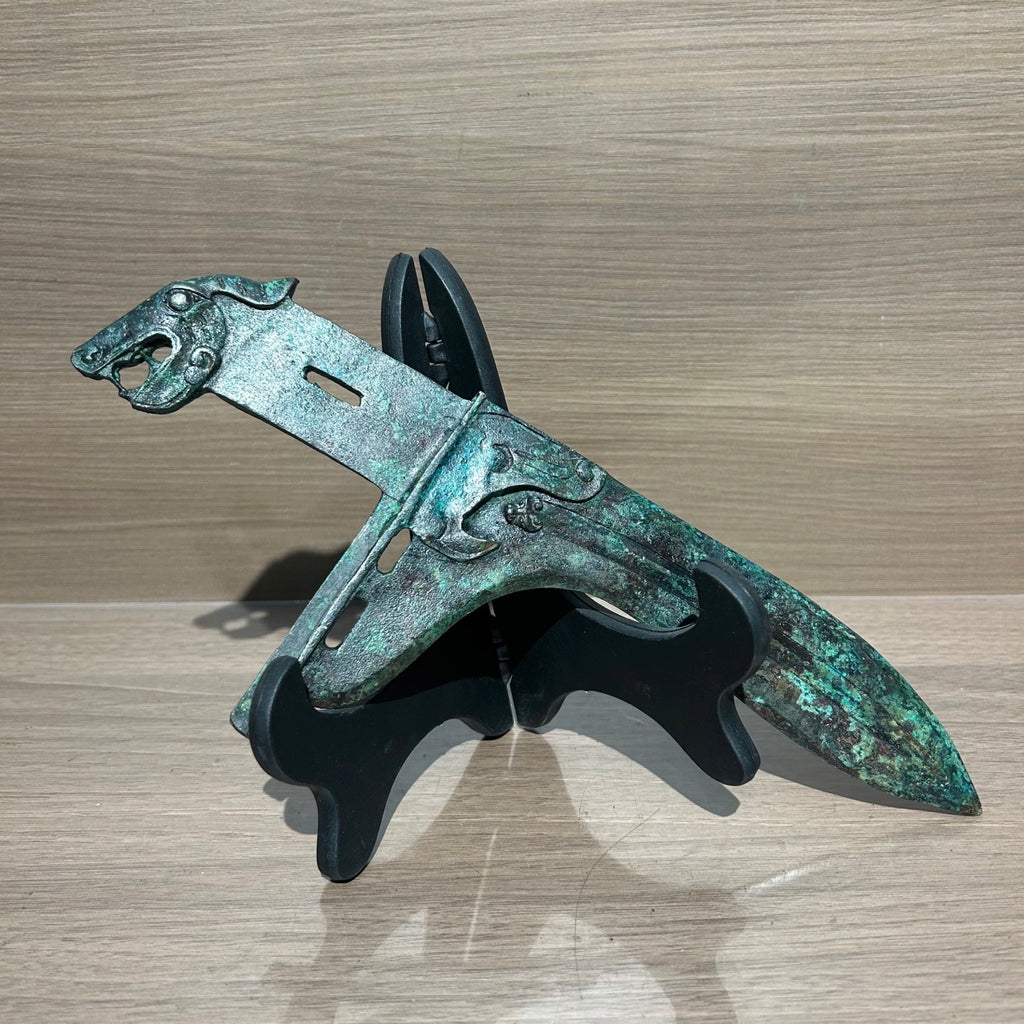 Antique Style Chinese Tiger Pattern Bronze Ge Weapon Replica, Warring States Ritual Artifact