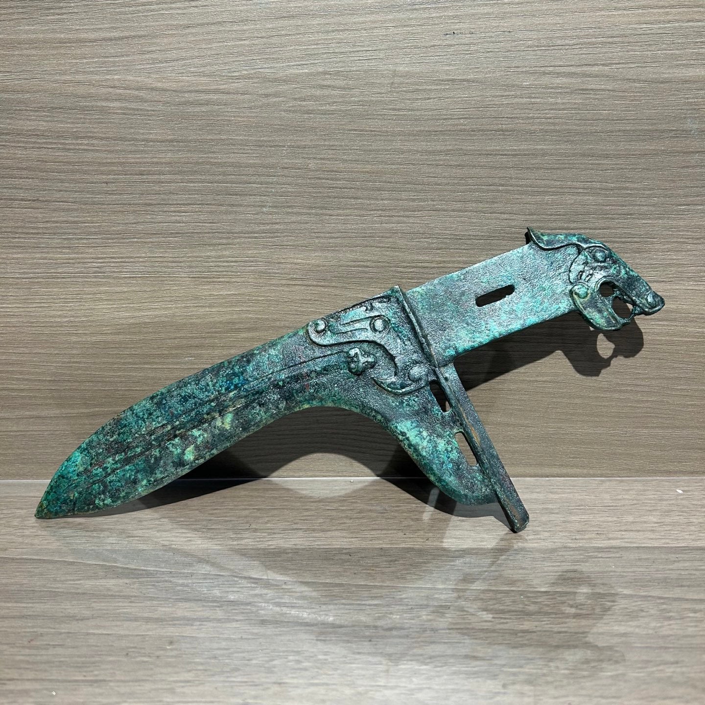 Antique Style Chinese Tiger Pattern Bronze Ge Weapon Replica, Warring States Ritual Artifact