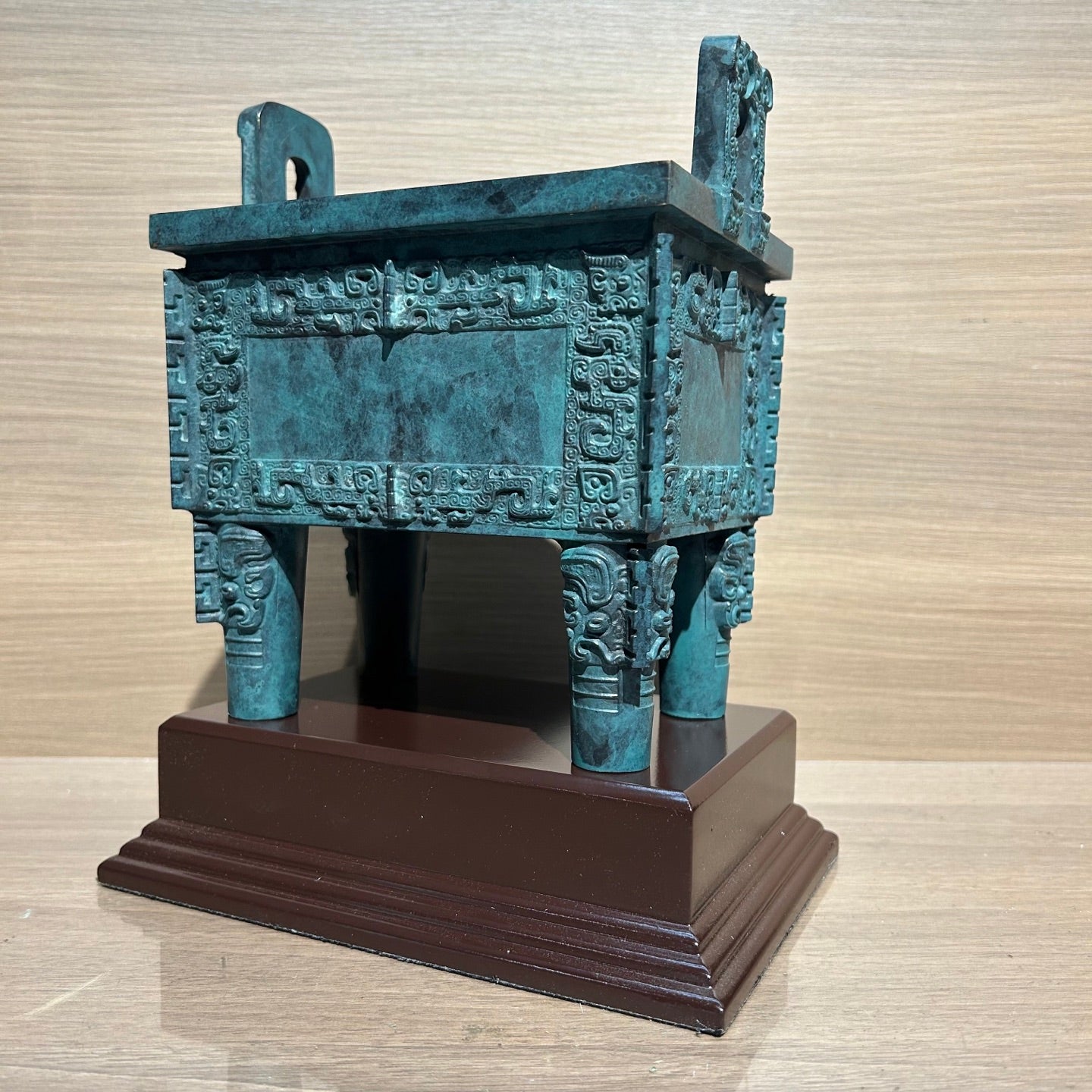 Authentic Houmuwu Ding Replica - Shang Dynasty Bronze Cauldron