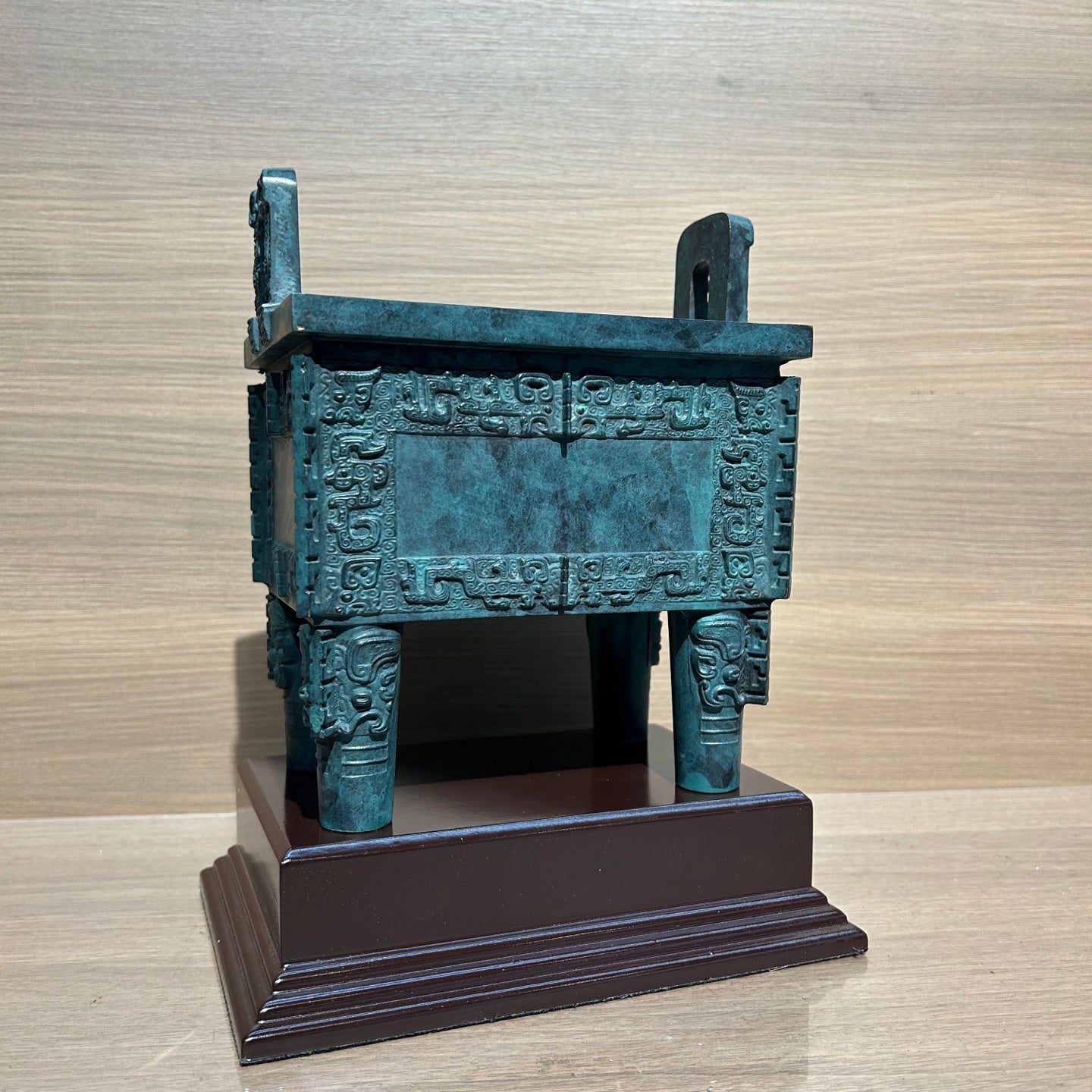Authentic Houmuwu Ding Replica - Shang Dynasty Bronze Cauldron